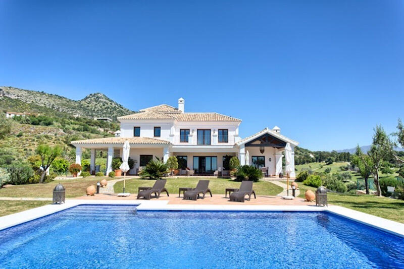 Villa til salg i Benahavis, Málaga