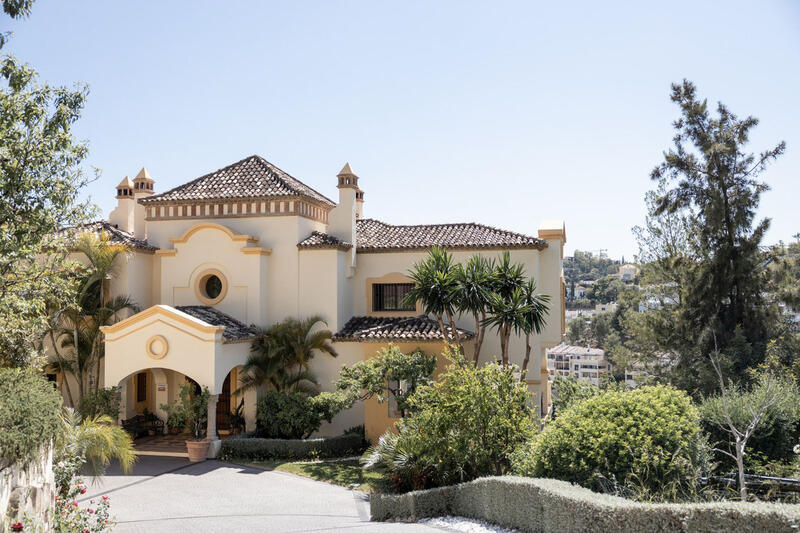 Villa zu verkaufen in La Quinta, Málaga