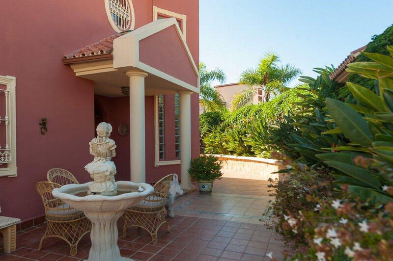 4 bedroom Villa for sale