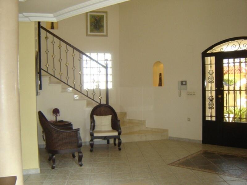 4 bedroom Villa for sale