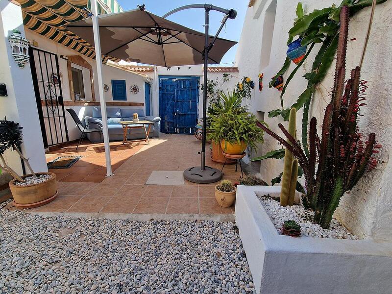 2 Cuarto Villa en venta