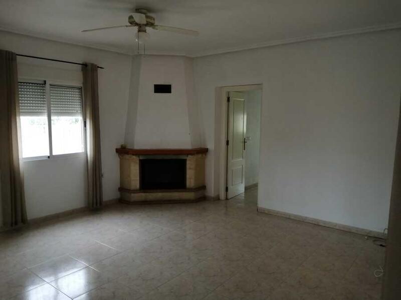 4 Cuarto Villa en venta