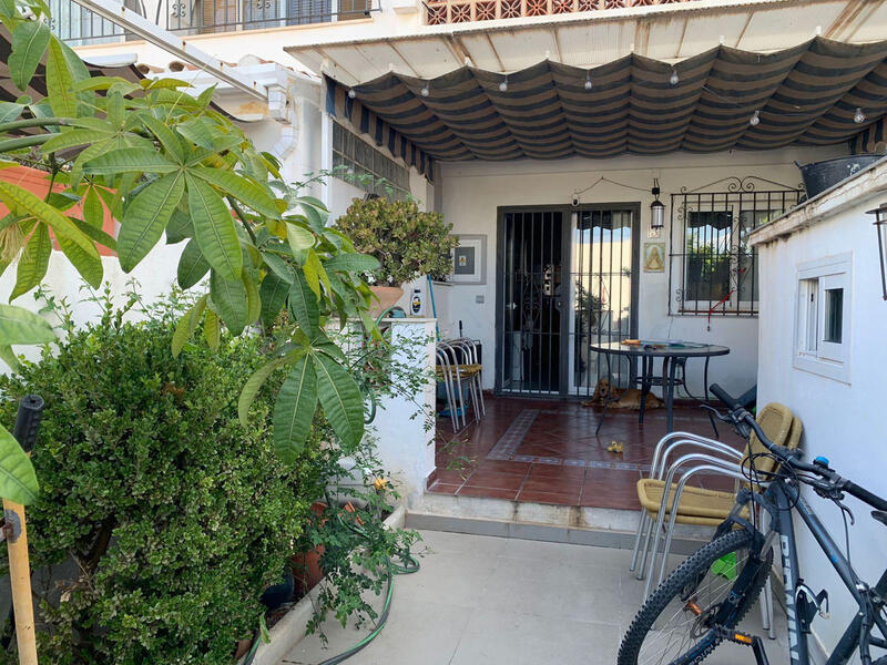 2 Schlafzimmer Stadthaus zu verkaufen