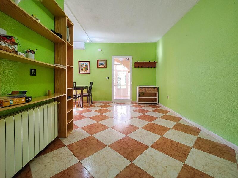 4 Cuarto Adosado en venta