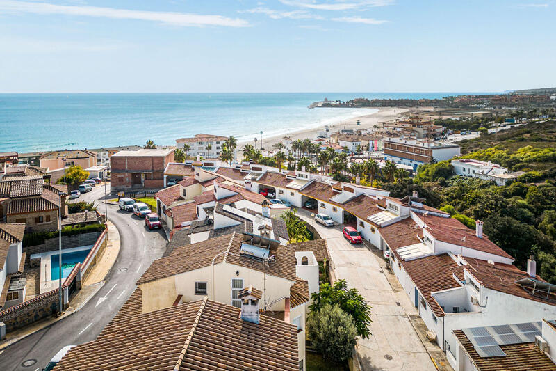 Townhouse for sale in Torreguadiaro, Cádiz