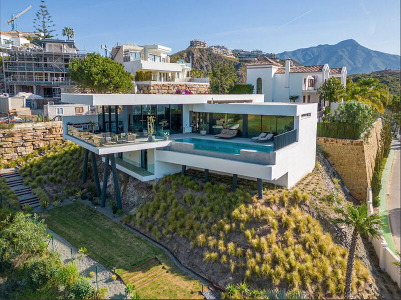 Villa til salg i La Quinta, Málaga