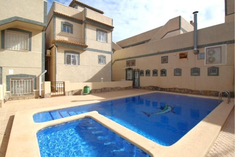 3 Cuarto Villa en venta