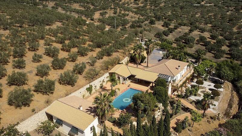 4 bedroom Villa for sale