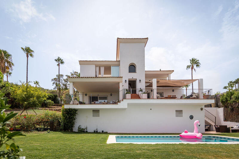 Villa for sale in Sotogrande, Cádiz