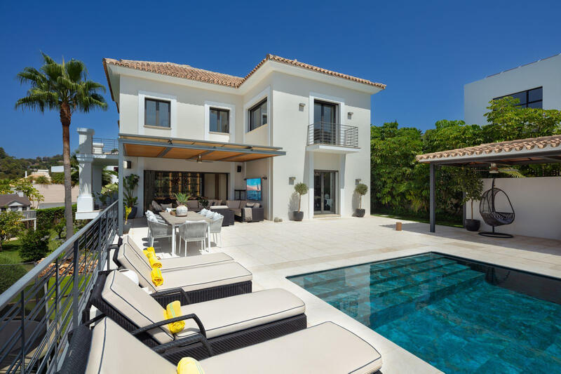 6 bedroom Villa for sale