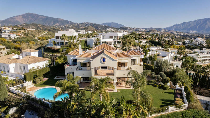 Villa til salg i Benahavis, Málaga