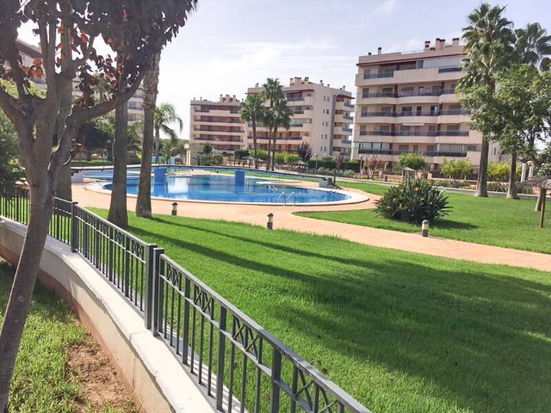 Lägenhet till salu i Los Arenales del Sol, Alicante