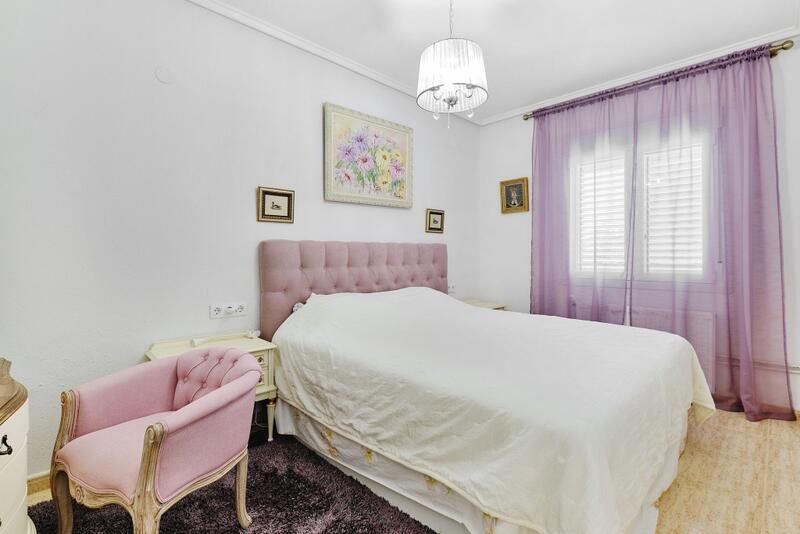 6 Schlafzimmer Villa zu verkaufen