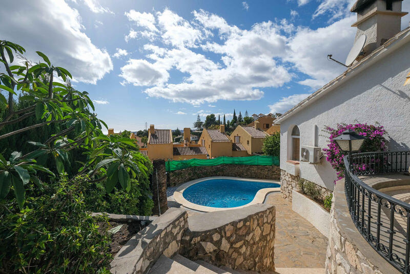 Villa à vendre dans Fuengirola, Málaga