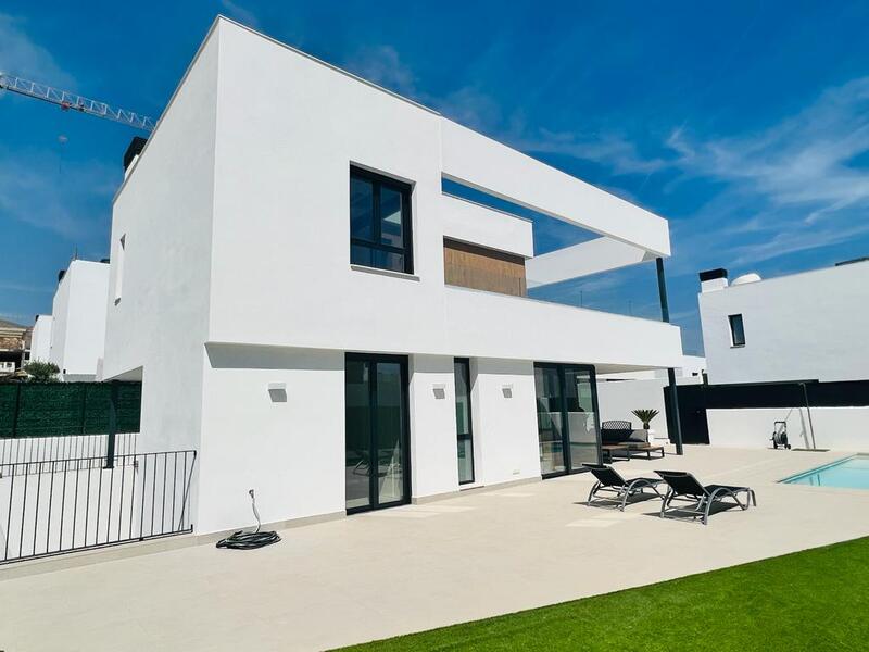 3 Cuarto Villa en venta