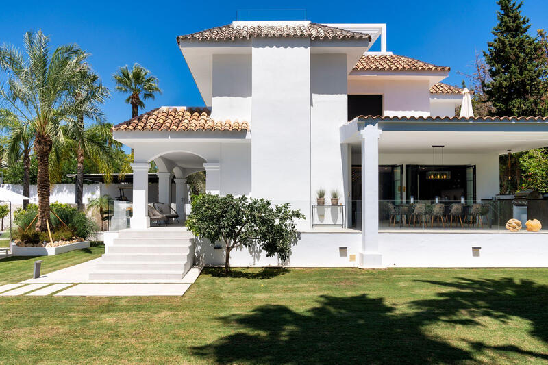 5 bedroom Villa for sale