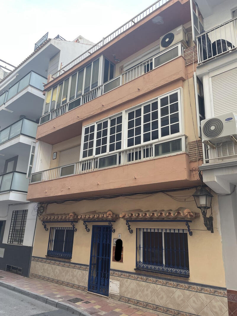 6 Cuarto Villa en venta