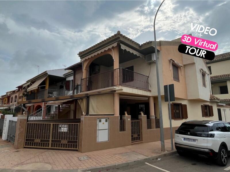 Townhouse for sale in Los Alcazares, Murcia