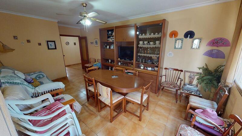 3 bedroom Apartment for sale