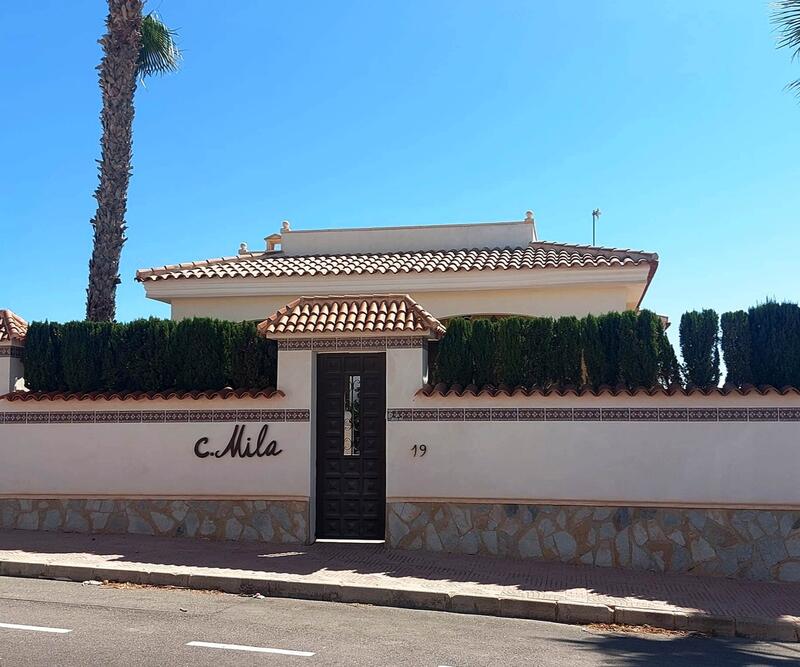 5 Cuarto Villa en venta