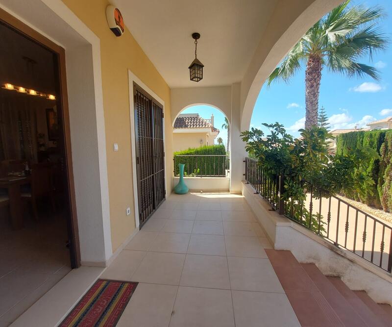 5 bedroom Villa for sale