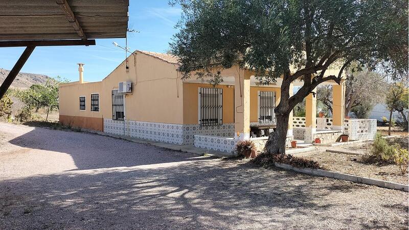 2 Cuarto Villa en venta