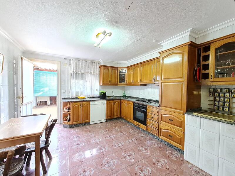 2 Cuarto Villa en venta