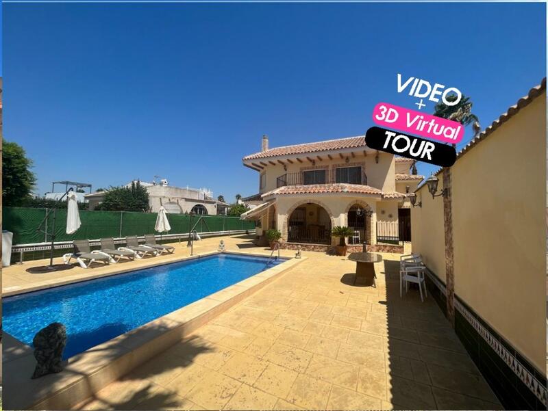 Villa en venta en Los Alcazares, Murcia