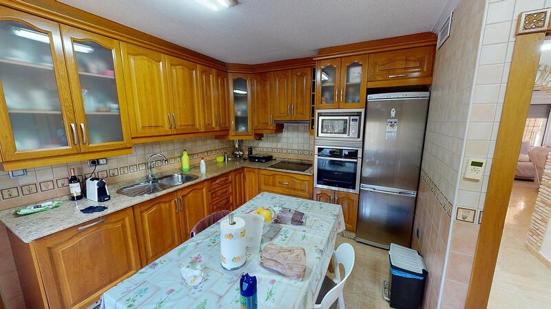 4 Cuarto Villa en venta