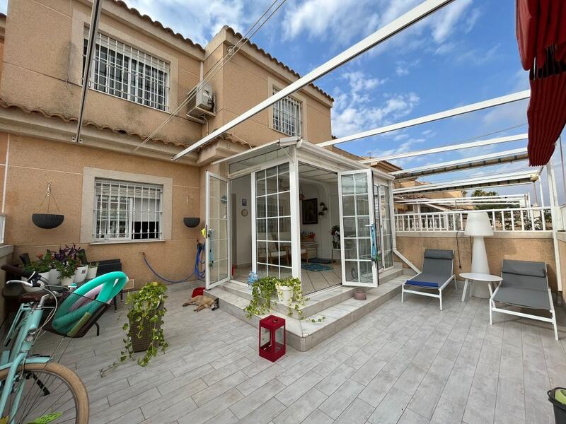 Townhouse for sale in Los Urrutias, Murcia