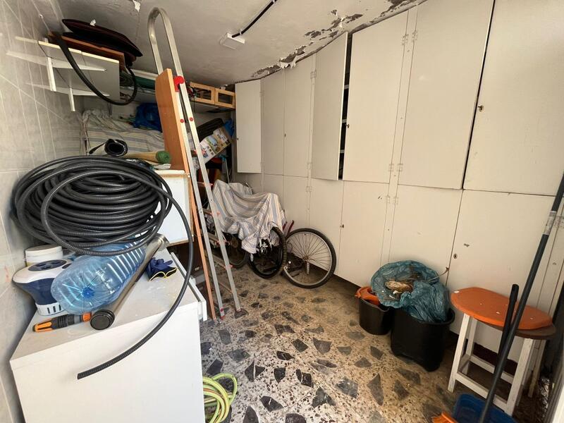 3 slaapkamer Gezinswoning Te koop