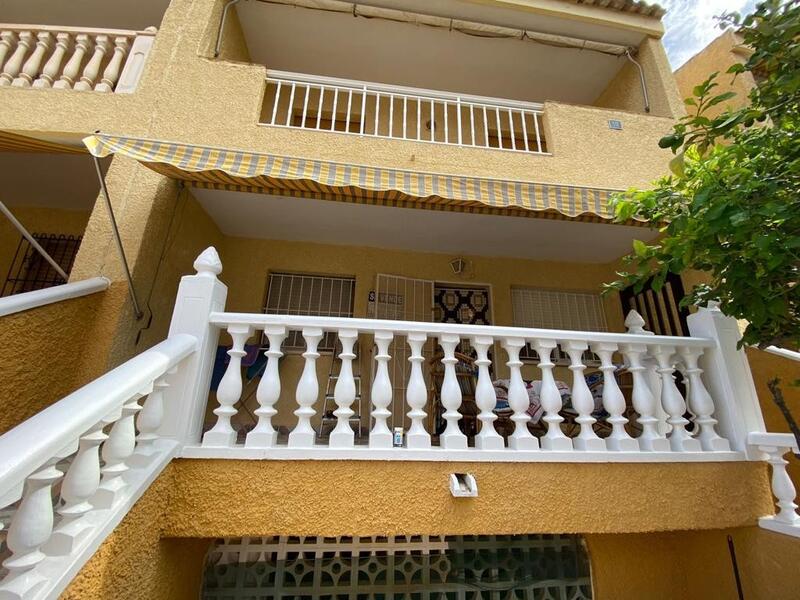 Townhouse for sale in Los Urrutias, Murcia