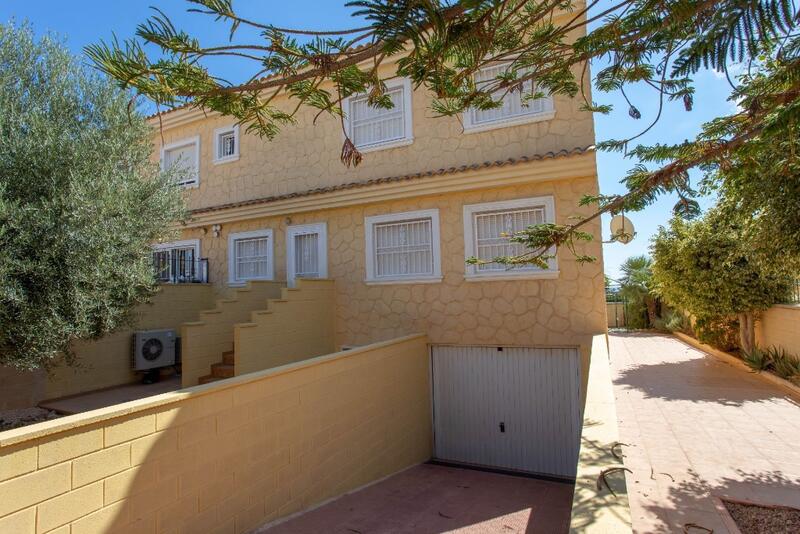 Townhouse for sale in Los Altos, Alicante