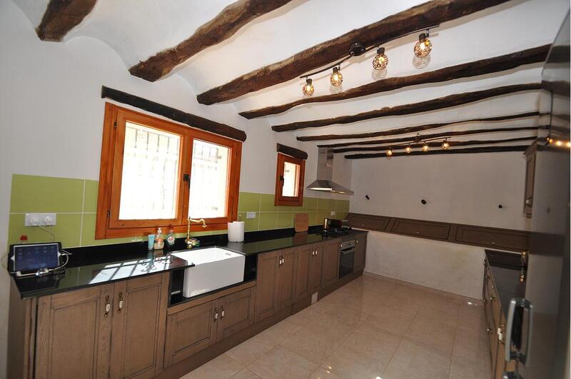 2 bedroom Country House for sale