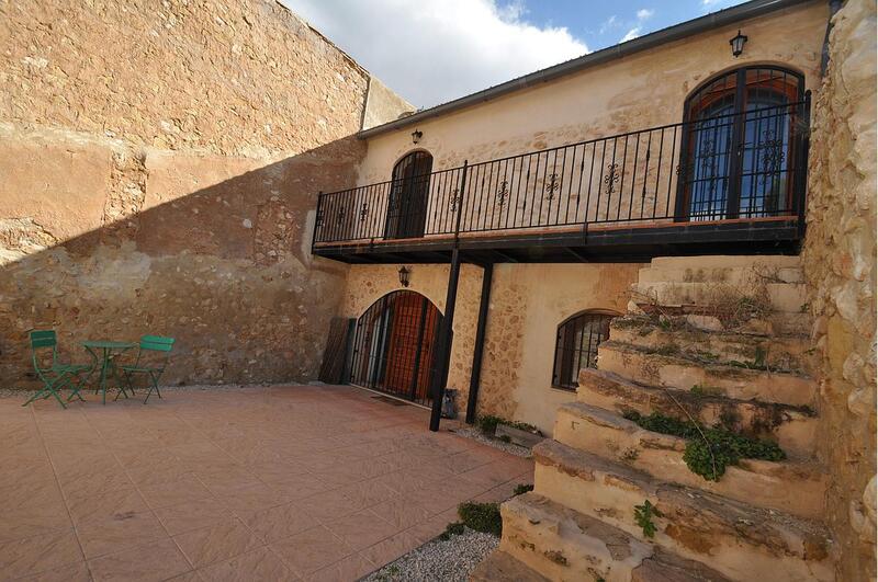 2 bedroom Country House for sale