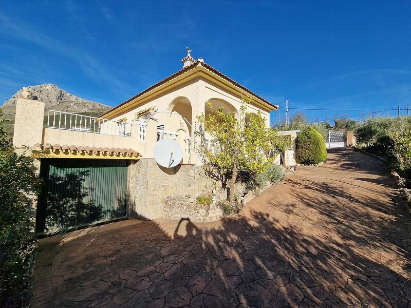 3 Cuarto Villa en venta