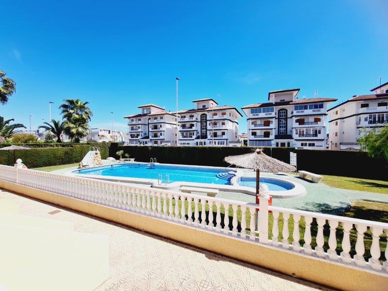 Townhouse for sale in Torrevieja, Alicante