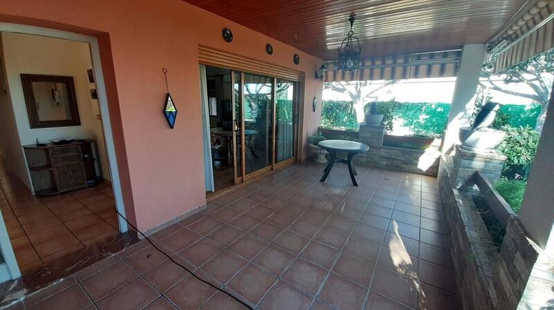 3 Cuarto Villa en venta