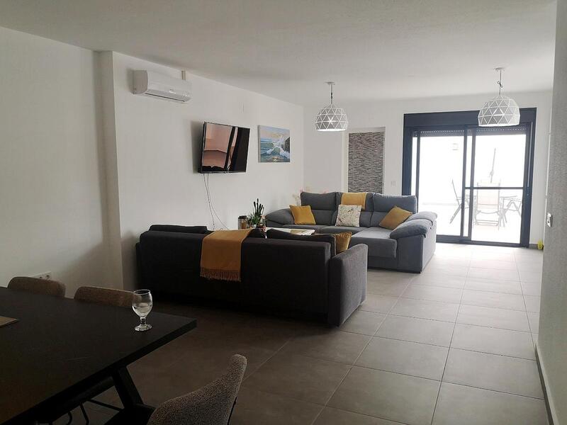 Townhouse for sale in Los Montesinos, Alicante