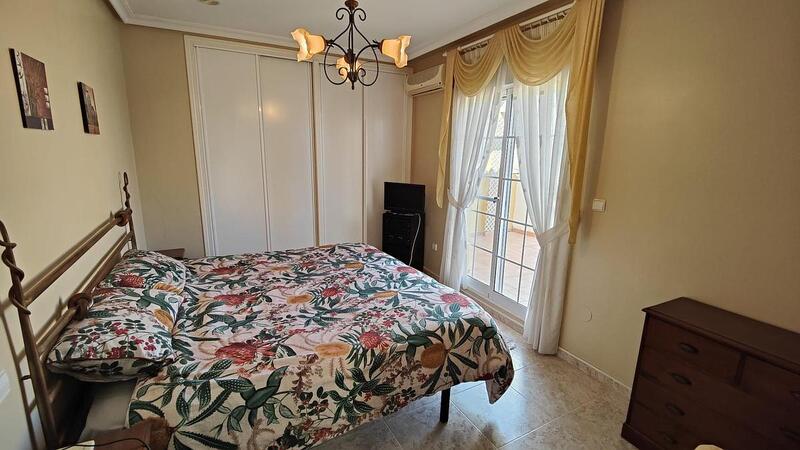 4 chambre Villa à vendre