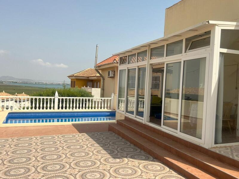 3 bedroom Villa for sale