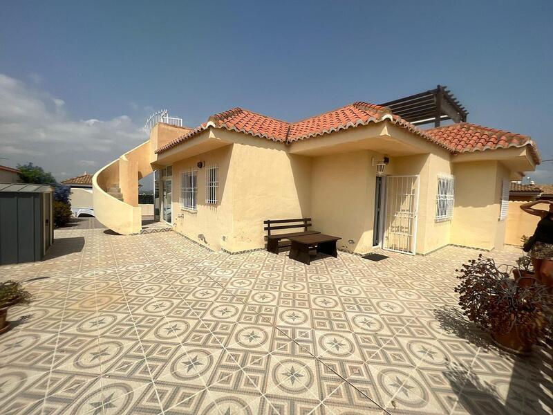 3 bedroom Villa for sale