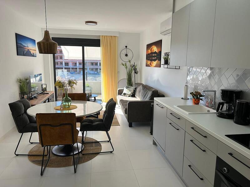 Apartamento en venta en San Miguel de Salinas, Alicante