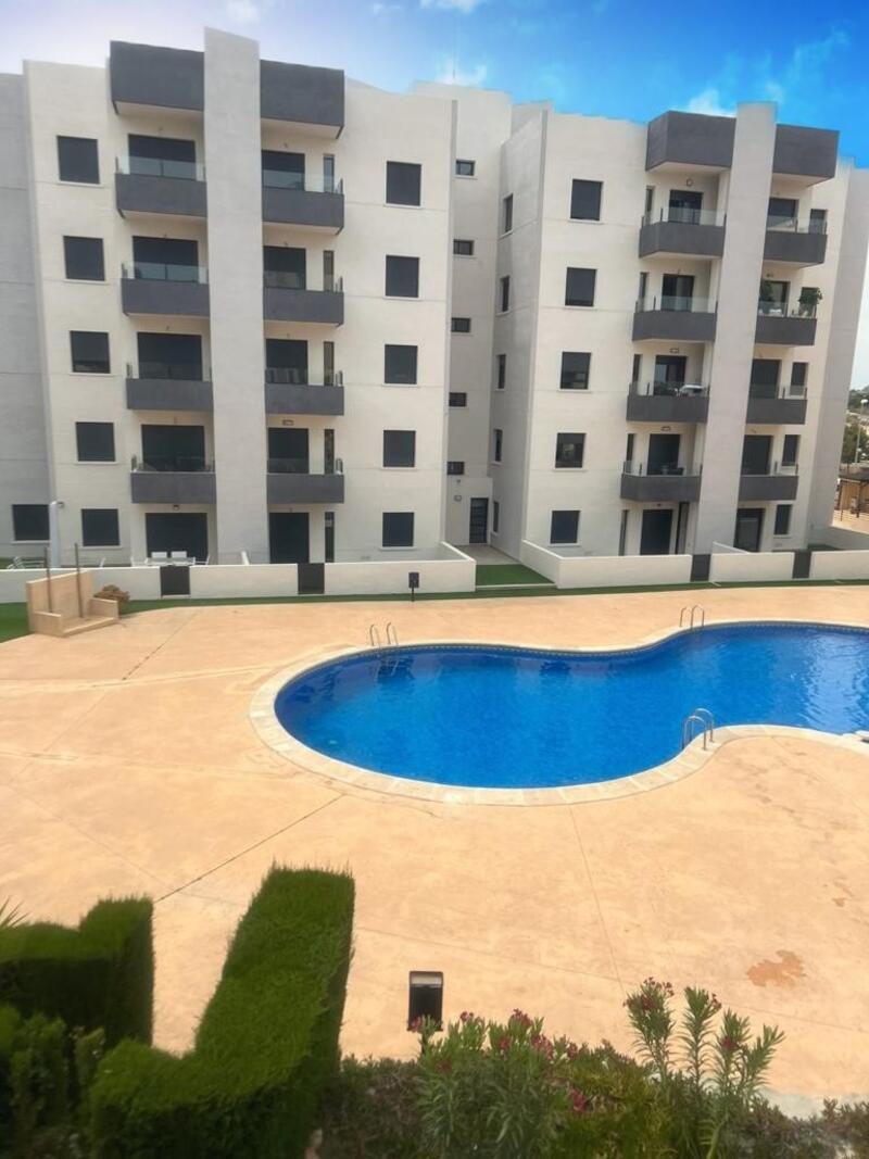 2 bedroom Apartment for sale