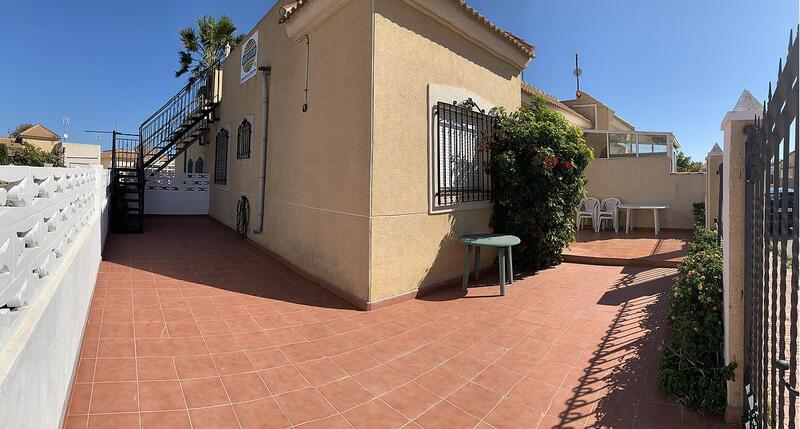 Maison de Ville à vendre dans Torrevieja, Alicante