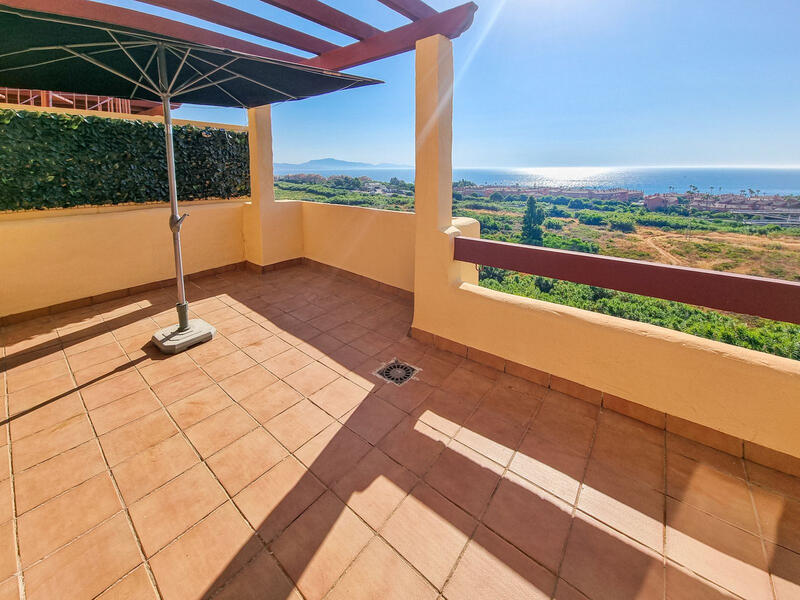 Townhouse for sale in La Duquesa, Málaga