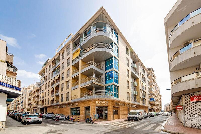 Apartment for sale in Torrevieja, Alicante