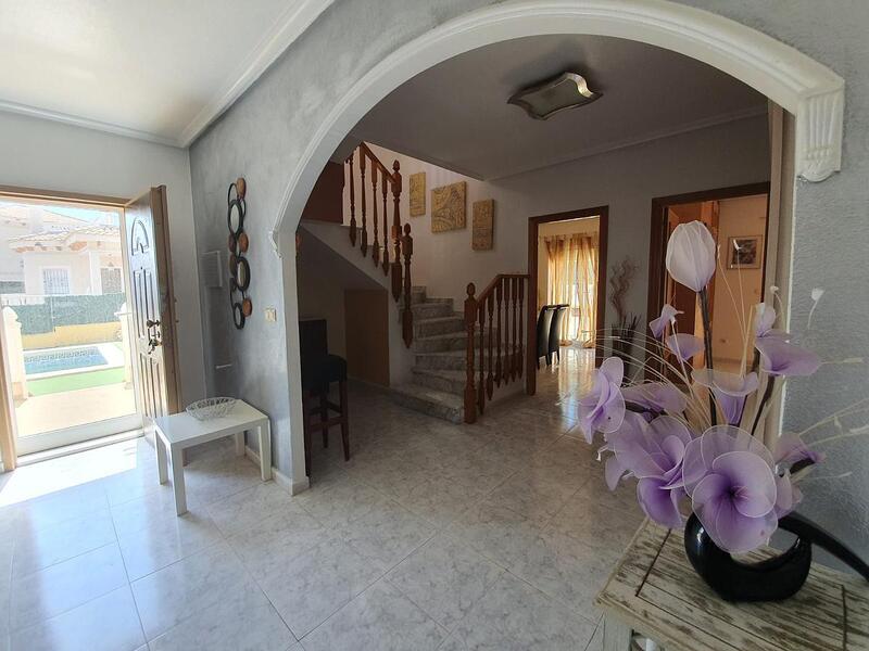 5 Cuarto Villa en venta