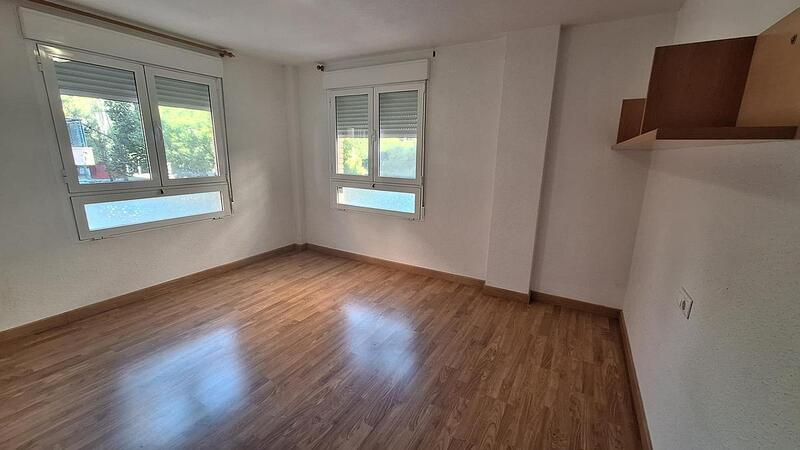 4 slaapkamer Appartement Te koop