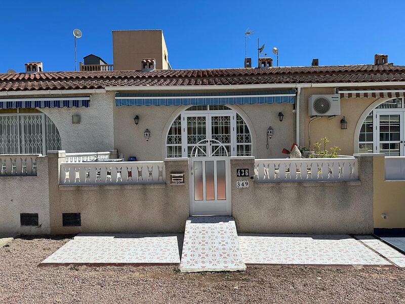 Townhouse for sale in Torrevieja, Alicante